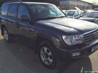 Used Toyota Land Cruiser 201 HP (147 kW) 2003 SUV