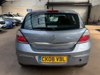 Used Vauxhall Astra 138 HP (101 kW) 2008 Silver Hatchback