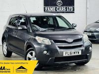 Used Toyota Urban Cruiser 90 HP (66 kW) 2011 Grey Hatchback