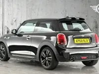 Used Mini Cooper Hatch 136 HP (100 kW) 2018 Black Hatchback