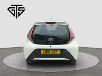 Used Toyota Aygo X-play 68 HP (50 kW) 2016 White Hatchback