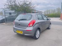 Used Hyundai i20 Active 85 HP (62 kW) 2013 Grey Hatchback