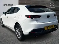 Usado Mazda 3 120 CV (88 kW) 2021 Blanco Utilitario