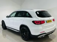 Second-hand Mercedes GLC220 AMG line 194 CP (142 kW) 2019 Alb Break