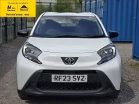 Used Toyota Aygo X PURE 72 HP (52 kW) 2023 White SUV
