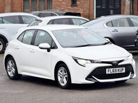 Used Toyota Corolla 116 HP (85 kW) 2019 White Hatchback