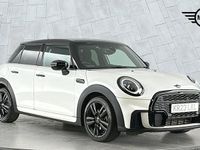 Usado Mini Cooper Hatch 134 HP (98 kW) 2023 Branco Citadino