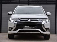 Used Mitsubishi Outlander P-HEV 200 HP (147 kW) 2017 White SUV