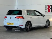 Used VW Golf VII R-line 150 HP (110 kW) 2019 White Hatchback