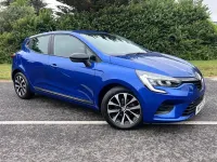 Used Renault Clio Evolution 90 HP (66 kW) 2023 Blue Hatchback