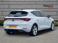 Used Seat Leon FR 200 HP (147 kW) 2025 White Hatchback