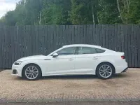 Begagnad Audi A5 Sport 150 HK (110 kW) 2024 Vit Halvkombi