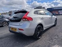 Used Volvo V40 Inscription 150 HP (110 kW) 2019 Silver Estate