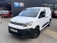 Used Citroën Berlingo 99 HP (72 kW) 2022 White MPV