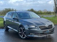 Usado Skoda Superb SE L Executive 150 CV (110 kW) 2017 Gris Familiar