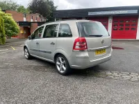 Used Vauxhall Zafira 115 HP (84 kW) 2009 Silver MPV