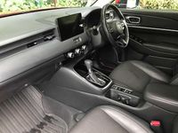 Used Honda HR-V Advance 131 HP (96 kW) 2022 Premium crystal red SUV