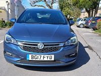 Second-hand Vauxhall Astra SRi 150 CP (110 kW) 2017 Albastru Hatchback