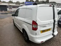Used Ford Transit Courier Sport 95 HP (69 kW) 2017 White Van