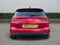 Używany Kia Ceed 138 KM (101 kW) 2025 Czerwony Hatchback