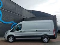 Usado Ford Transit Limited 170 CV (125 kW) 2024 Plateado Van