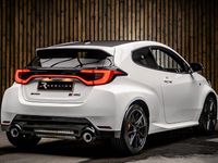 Used Toyota Yaris 280 HP (205 kW) 2024 White Hatchback