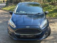 Used Ford Fiesta 95 HP (69 kW) 2015 Blue Van