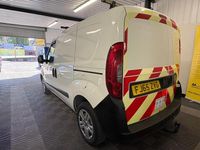 Used Fiat Doblò 90 HP (66 kW) 2015 White MPV