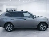 Used Mitsubishi Outlander P-HEV 2015 Grey Estate