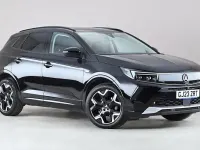 Second-hand Vauxhall Grandland X Ultimate 131 CP (96 kW) 2023 Negru SUV