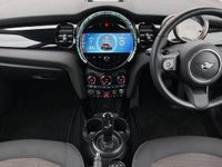 Used Mini Cooper Classic 134 HP (98 kW) 2022 Green Hatchback