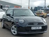 Used Mini Cooper Classic 156 HP (114 kW) 2024 Black Hatchback