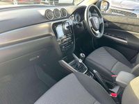 Used Suzuki Vitara SZ-T 129 HP (94 kW) 2021 Superior white Estate