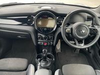 Używany Mini Cooper S Hatch 176 KM (129 kW) 2023 Srebrny Hatchback