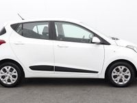 Used Hyundai i10 SE 87 HP (63 kW) 2017 White Hatchback