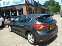 Used Ford Focus Zetec 125 HP (91 kW) 2018 Grey Hatchback