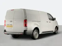 Usado Vauxhall Vivaro 100 HP (73 kW) 2023 Branco Monovolume