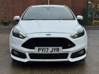 Used Ford Focus ST 185 HP (136 kW) 2017 White Estate