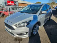 Used Ford Focus Zetec 125 HP (91 kW) 2015 Silver Hatchback
