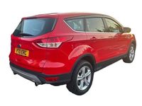 Usado Ford Kuga Zetec 150 HP (110 kW) 2016 Vermelho SUV