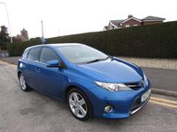 Used Toyota Auris 132 HP (97 kW) 2013 Blue Hatchback