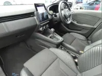 Used Renault Clio V Esprit Alpine 140 HP (102 kW) 2024 Grey Hatchback