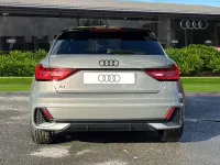 Novo Audi A1 Sportback Black Edition 95 HP (69 kW) 2025 Cinzento Citadino