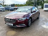 Second-hand Vauxhall Insignia Design Edition 110 CP (80 kW) 2020 Roșu Hatchback
