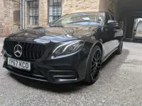 Begagnad Mercedes E220 AMG line 2017 Svart Sedan
