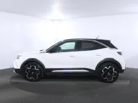Used Vauxhall Grandland X Design Edition 130 HP (95 kW) 2022 White SUV