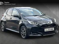 Used Toyota Yaris Design 114 HP (83 kW) 2023 Black Hatchback