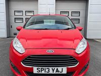Used Ford Fiesta Zetec 82 HP (60 kW) 2013 Red Hatchback