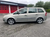 Used Vauxhall Zafira 115 HP (84 kW) 2009 Silver MPV