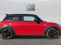 Used Mini John Cooper Works Hatch 231 HP (169 kW) 2017 Red Hatchback